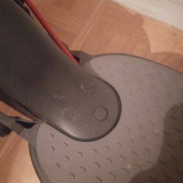vis et bouchons garde boue xiaomi m369